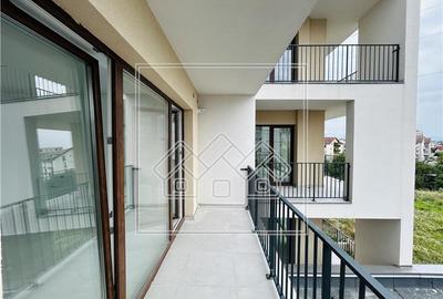 Apartament 2 camere, terasa mare, bloc nou, zona buna - 1