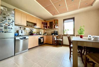 Casă spațioasă, confort ridicat, garaj și teren generos, zona Aradului - 1