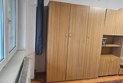 Particular,  Ap 2 camere P-ta Gorjului - 8