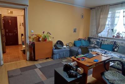 Camil Ressu- Ambrozie  vanzare ap. 3 cam bloc 4 etaje - 1