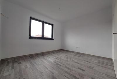 Casa noua, incalzire in pardoseala, 2 locuri de parcare, Se accepta credit - 11
