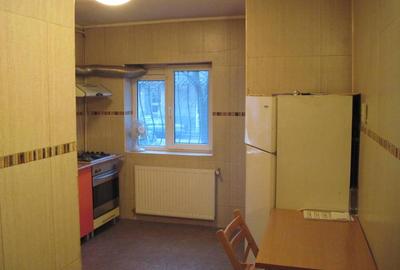 Garsonieră decomandată, mobilată în Drumul Sării