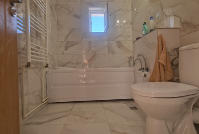 Navodari (Sud)- 2 camere decomandate, centrala gaze, liber -65.000euro - 19