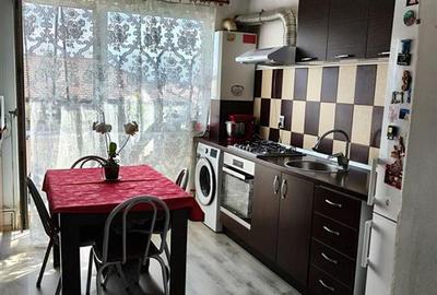 Apartament 4 camere 2 bai balcon zona Terezian - 2