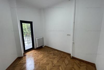 Birou Firma - Vila S+P+E - Str. Toamnei / Bd. Dacia - 15