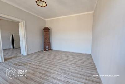 Apartament cu 3 camere semidecomandat în Ultracentral