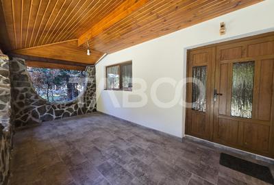Casa de vacanta noua de vanzare 278 mp curte 855mp Valea Avrigului - 8