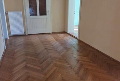 Casa 5 camere -448 mp teren- Brasov, potential de crestere valorica - 8