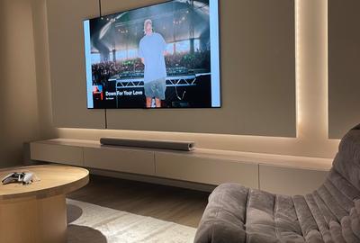 Casă cu 4 camere în Breazu