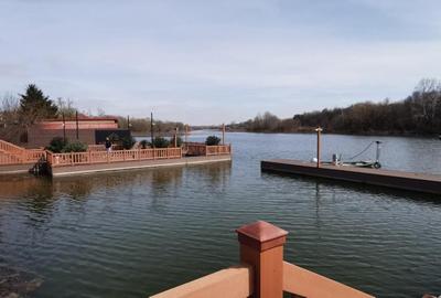 Proprietate exclusivista pe lacul Snagov 490000 euro / Chirie 2500 eu/luna - 24