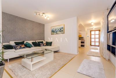 Casa 3 camere, renovata, 2 bai, terasa, Lupeni-10 min de Centru - 1