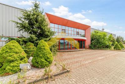 Hala de 8,560mp de vanzare in zona Micalaca - 1