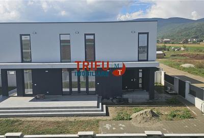 Casă individuală cu 4 camere în Ampoi 1