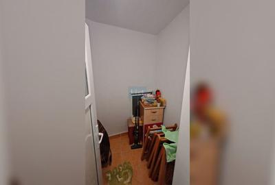 De vanzare apartament spatios cu 4 camere decomandate, zona gării - 13