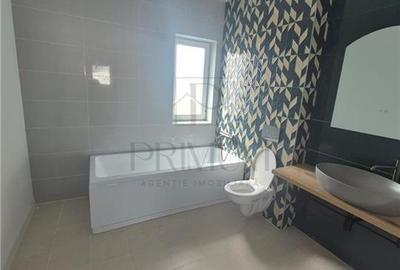 DUPLEX INDIVIDUAL -   Despartit prin camera Tehnica  - bucatarie inchisa -  2 Fr - 22