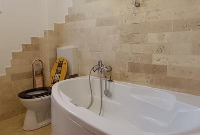 Apartament de vânzare, 3 camere, 72 mp, Piața Mihai Viteazul - 13