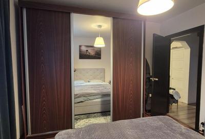 Apartament cu 3 camere semidecomandat, mobilat în 1 Decembrie 1918