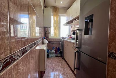 Apartament 4 camere, semidecomandat, 63mp, etaj 2/4 - Zona Dacia - 9