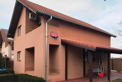 Casă individuală cu 5 camere în Giroc