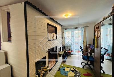 Apartament de vanzare in Sibiu - 3 camere, 2 balcoane - P.Brana - 4