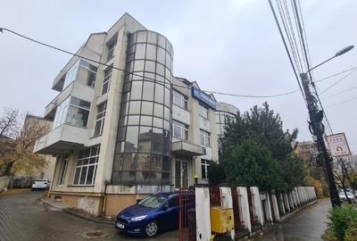 Direct Proprietar ofera spre vanzare cladire de birouri in centrul Craiovei - 1