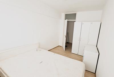 Apartament 3 camere | 2 Bai | Metrou 1 Minut | Renovat  | Disponibil imediat - 3