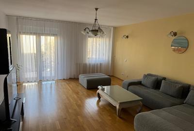 Dacia Polona Apartament cu 3 camere de inchiriat lux