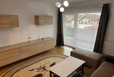 Apartament cu 3 camere decomandat, mobilat în Șelimbăr