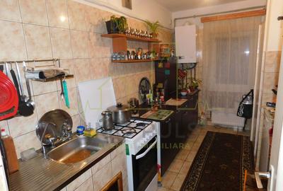 Centrala Proprie. Decomandat. Dambovita. 2 Balcoane - 7