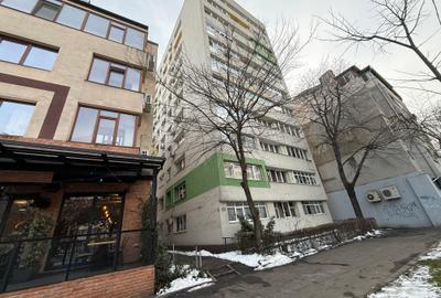 Piata Domenii, 3 camere deosebit, etaj 6, bloc reabilitat, 70 mp, vedere spate - 1