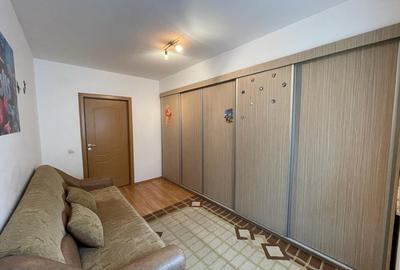 Apartament 2 camere de închiriat, parcare privata, balcon și lift - 14