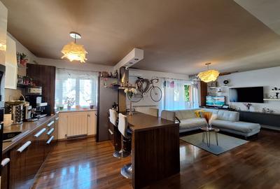Apartament cu 3 camere, 77 mp, 2 bai, parcare, zona Sub Cetate - 3