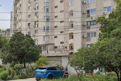 Vând apartament cu două camere bd Mamaia - 1
