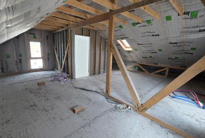 Vila 4 camere + mansarda 47mp, 2KM de metrou Râul Doamnei,aproape de ghencea - 8