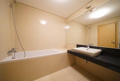 Apartament 3 camere de inchiriat -Upground - 12