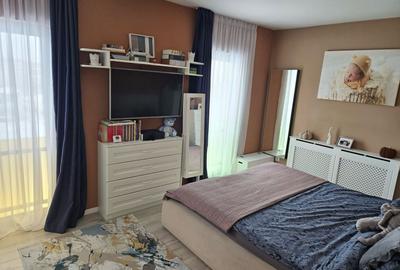 Apartament cu 2 camere semidecomandat, mobilat în Bună Ziua