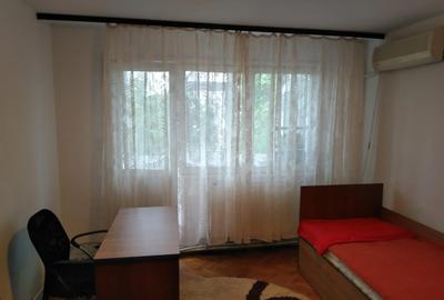 Inchiriez apartament 3 camere zona Cantemir , persoana fizica - 2