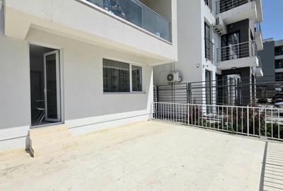Studio in Mamaia Nord, pe partea cu marea - terasa si loc de parcare - 9