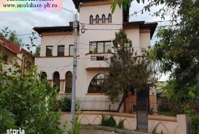 Vila interbelică D+P+E+M, 430 mp(9 camere, 6 bai,3 bucatarii) central - 1