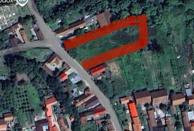 Teren Rotbav  str. Ștefan cel Mare – 3668 mp, intravilan cu deschidere la lac. - 8