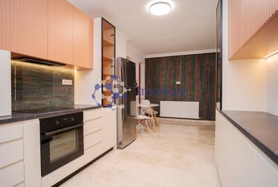 Casă individuală cu 4 camere în Podul de Fier