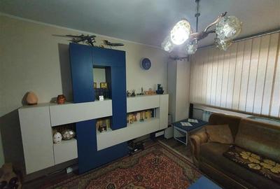 Apartament 3 camere zona Vest - 1