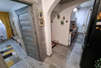 Apartament 2 camere decomandate, renovat, mobilat, utilat- Mioriței - 9