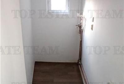 Apartament 3 camere de vanzare, zona Armeneasca - 17