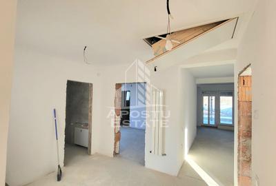 Jumatate de duplex nou cu 4 camere,Parta - 5