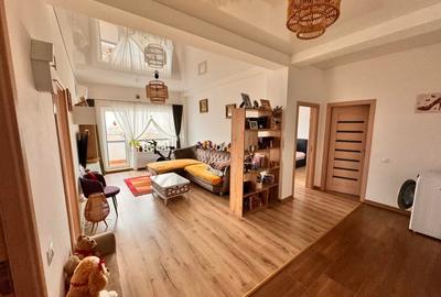 Pers fizica vând apartament decomandat cu 2 camere si loc de parcare inclus - 2