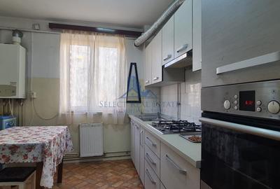 Apartament 4 camere \ etaj 1 \ Sibiu - Bvd. Mihai Viteazul - 4