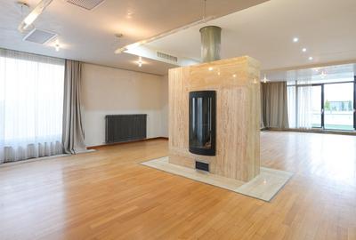 Penthouse 4 camere - 2