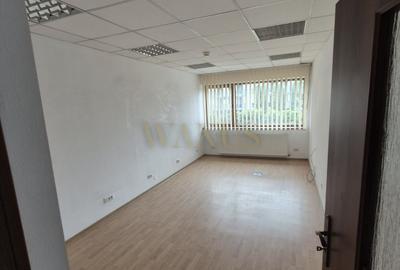 Spațiu comercial, pretabil birouri - 3