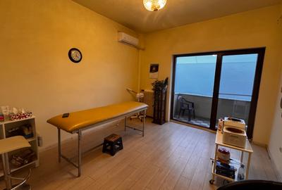 Apartament mare, luminos, 50 metri de metrou. - 11